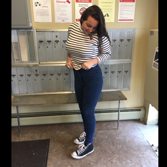 Meet your Posher, Taylor - Picture 13 of 14